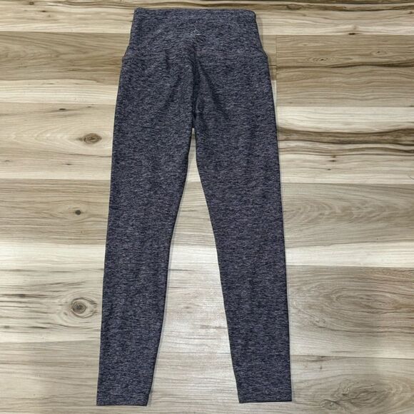 Beyond Yoga Multicolor Cropped Leggings Women’s Small - Picture 1 of 4